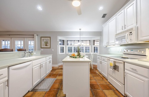 Pelican House | Spacious, Heated Pool Home w/Gulf Access- Villa Sunset Point - Roelens Vacations