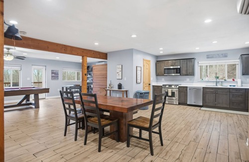 Hendersonville House | Spacious Hendersonville Mountain Getaway