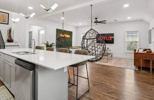 Candler Park House | Spacious Home ATL Events Hot Tub Pool Table