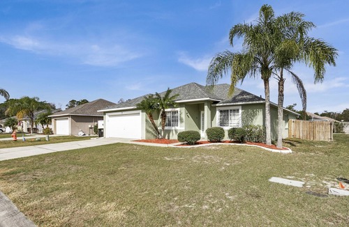 Thousand Oaks House | Spacious home close to Disney and attractions
