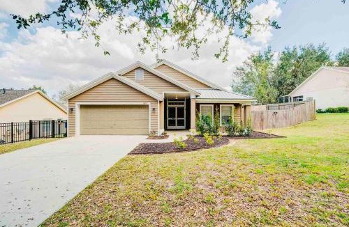 Minneola House | Spacious Home - Heated LED Pool & Ping Pong