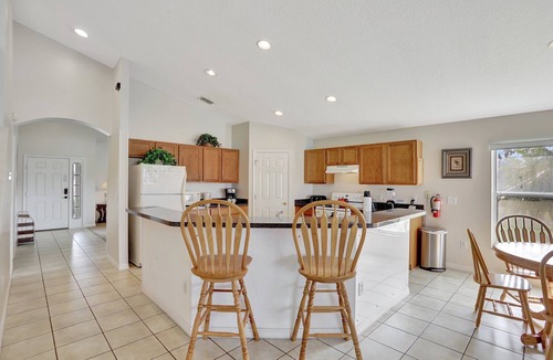 Kissimmee House | Spacious home, private pool (heatable), gated community, TV in all bedrooms