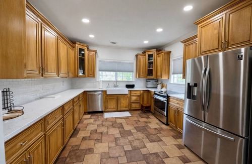 Warner Robins House | Spacious house with 4-bedroom 3 Bath 7 beds . Pool + fitness room + Game Room