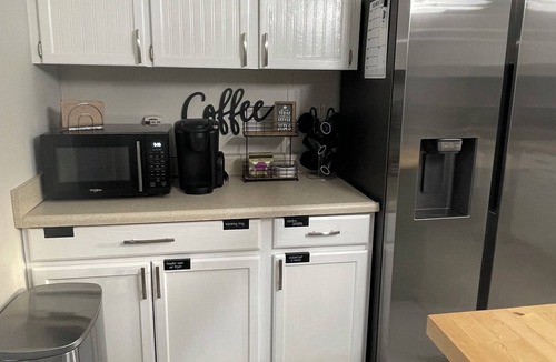 Denver House | Spacious Lake-adjacent Home in Denver, sleeps up to 12. Dog friendly!