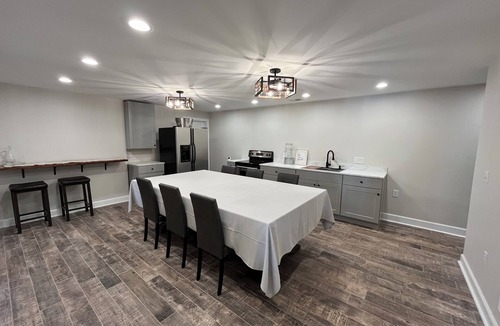 Prosperity House | Spacious Lake Murray Waterfront Retreat