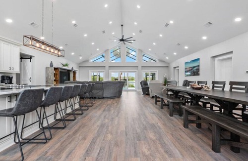 Palm Harbor House | Spacious Lake Tarpon Getaway