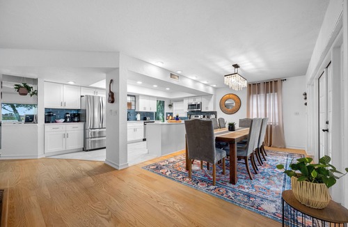 On Top of The World House | Spacious Lakefront pool retreat in Clearwater less than 20 min to beaches