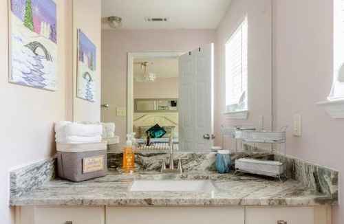 Rex Villa | Spacious Lux 3 Bedroom Villa Near Atlanta