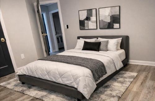 Church Street Villa | Spacious Lux 4BR Getaway Atlanta Sleeps 10