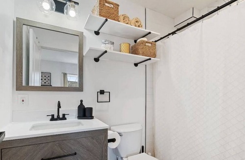 South Philadelphia House | Spacious Luxury Philly Home, Close to Stadiums!