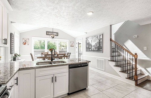 Evans House | Spacious Master's Rental w/Pool in the Heart of Evans