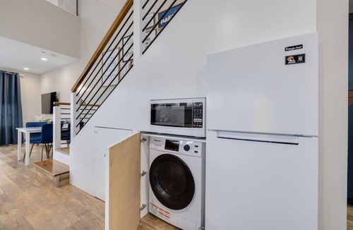 Downtown Dunedin House | Spacious & Modern Tiny Home w/Pool in Downtown Dunedin