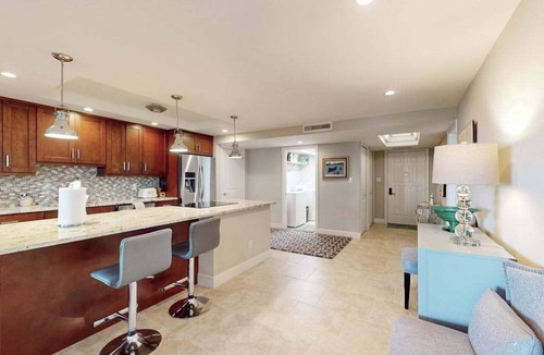 Marco Island Condo | Spacious oceanfront condo with heated pool, pickleball, tennis, gym, & balcony