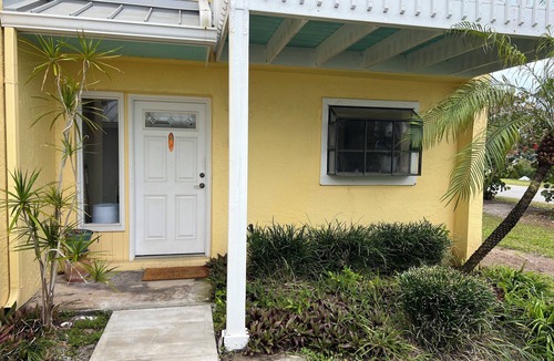 Melbourne Beach House | Spacious Oceanview located directly across from beach access - remodeled WIFI