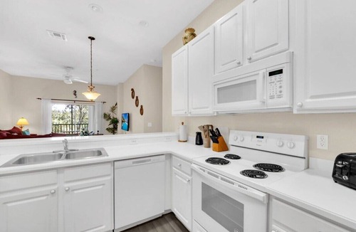 Bahama Bay Apartment | Spacious Paradise at Bahama Bay Resort