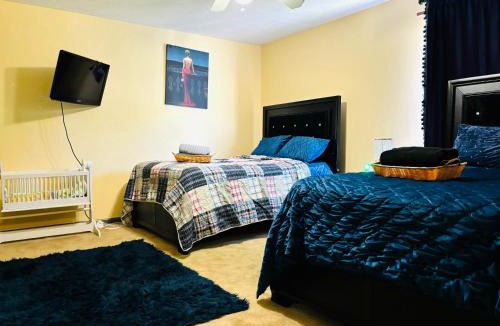 Duluth House | Spacious & Quiet 3BR Family Home with Fast WiFi