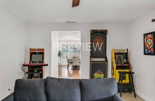 Lake Magdalene House | Spacious Ranch Home w/Large Yard and Wi-Fi