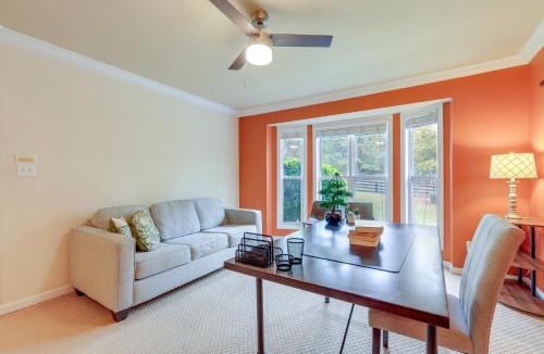 Stockbridge House | Spacious Stockbridge Manor: Pool Table, 2 Kitchens