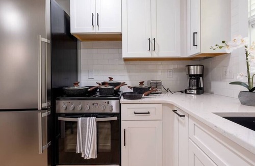 Blacksburg Villa | Spacious Three Bedroom Suite - Peaceful Setting