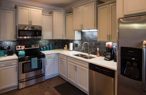 Epworth Acres House | Spacious townhome in great island location! STELLAR RATES!