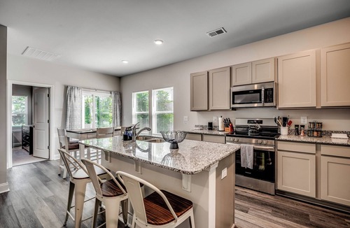 Little River House | Spacious Townhouse close to Beach and North Myrtle Beach Parks and Recreation