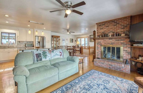 Lake Junaluska House | Spacious two-story lakefront home with lake views, balcony, AC, pool & tennis