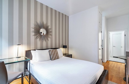 Upper East Side Apartment | Spacious UES Studio Apartment By Central Park