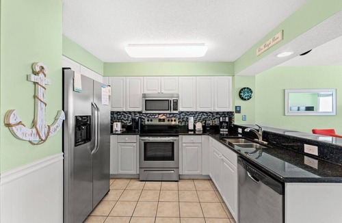 Windy Hill Condo | Spacious Updated Condo, Jacuzzi Tub, Lazy River | Windy Hill Dunes - 1203