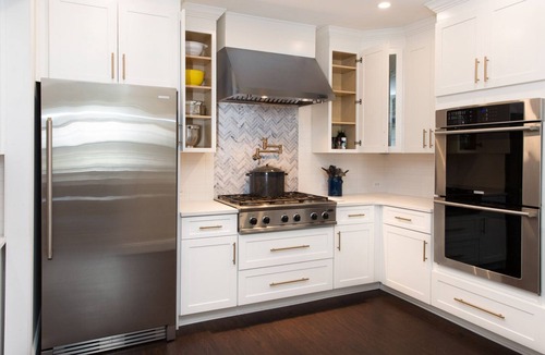 North End Apartment | Spacious Victorian Main House with Luxury Kitchen in Beautiful Historic District