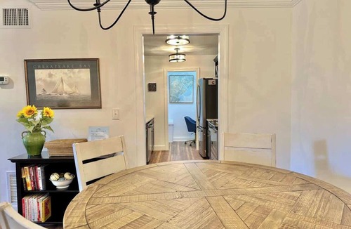 Harbour Town Condo | Spacious Villa, Near Shops & Beach in Harbour Town