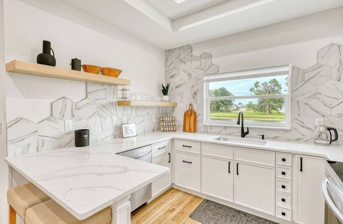 Rotonda Heights House | Spacious waterfront 6 Bd house in lovely Rotonda West near oceans , Park Pool