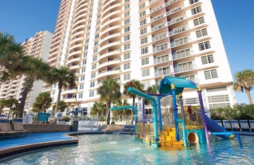 Smith's Memento Apartment | Spacious Wyndham Ocean Walk 2-bedroom Deluxe Beachfront Suite on Daytona Beach
