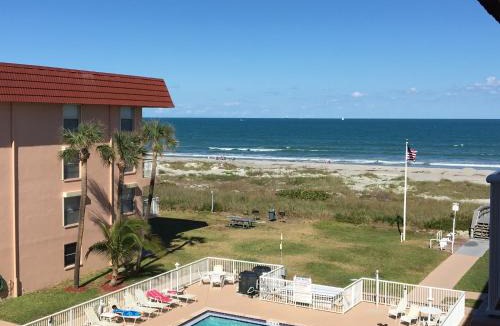 Cocoa Beach Apartment | Spanish Main