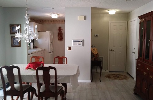 The Villages House | Spanish Springs area Courtyard Villa w/Golf Cart & Clubs