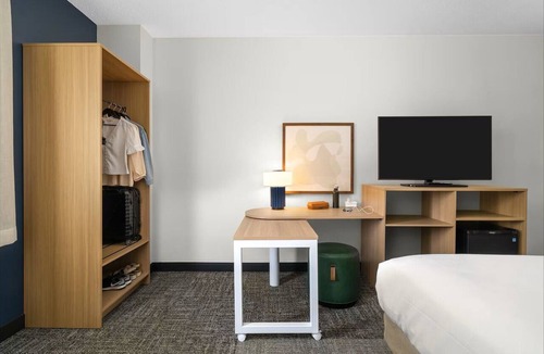 Clifton Hotel | Spark by Hilton Clifton