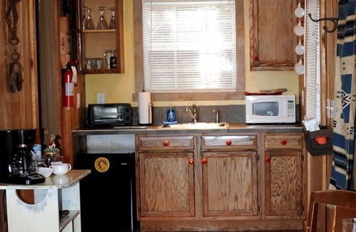 Sparta Cabin | Sparta's Hidden Gem: Unique Views Cabin for an Intimate Escape