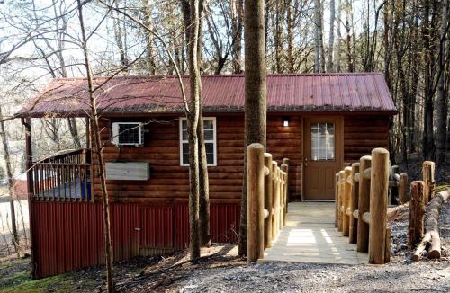 Sparta House | Sparta's Hidden Gem: Unique Views Cabin for an Intimate Escape