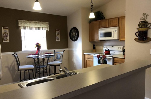 Sandy Ridge House | SPECIAL PROMO RATES FALL & WINTER 2025. POOL HOME. CLOSE TO THEME PARKS + GOLF.