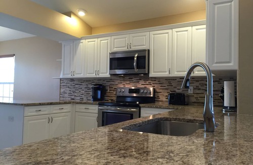 Naples Park Villa | SPECIAL RATES Oct 14-Dec 11! 5⭐️ LUXURY BEACH VILLA with SECLUDED POOL+HOT TUB