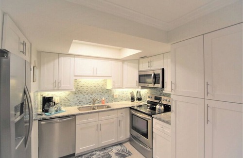 Siesta Key Condo | Spectacular Beach View! Right on Beach! Amazing views!