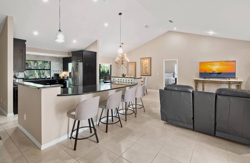 East Naples House | Spectacular Newly Renovated Spa/Pool home