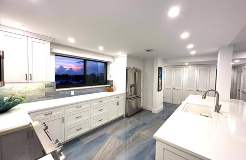 Key West Condo | Spectacular Ocean View Amazing quality- Massage Chair. Newly renovated