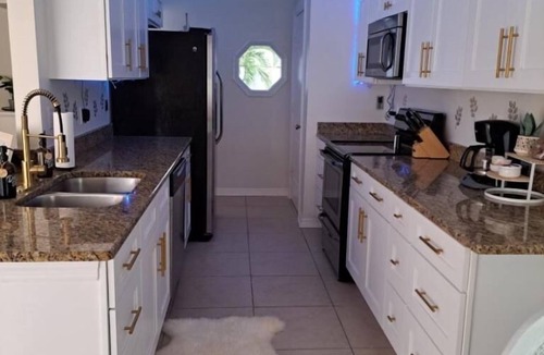 Fort Myers Shores House | Spectacular Sunset - Peaceful River! Private House & Pool, Exclusive for You!
