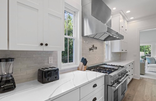 Sugarwood Beach House | Spend Fall by the Beach! In the Heart of Seagrove Beach! Private Pool! 5 Adult Bikes!
