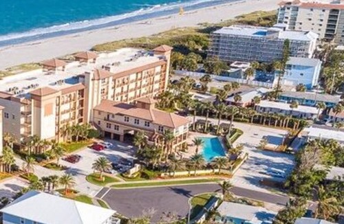 Winslow Reserve Apartment | Spotless Coastal Efficiency in Cocoa Beach! - Unit B