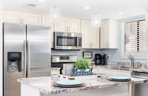 Panama City Beach House | SPRING BEACH VACAY- HEATED POOLS, GOLF CART, 11 POOLS, MINI GOLF- 5 STAR REVIEWS