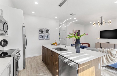 Pinecrest West Park House | SPRING PREMIER SPECIAL, 2 Adjacent Townhomes