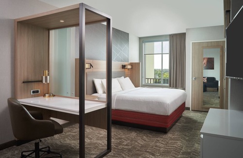 Estero Hotel | SpringHill Suites by Marriott Fort Myers Estero