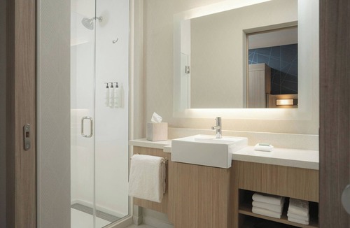 Downtown Tampa Hotel | SpringHill Suites by Marriott Tampa Downtown