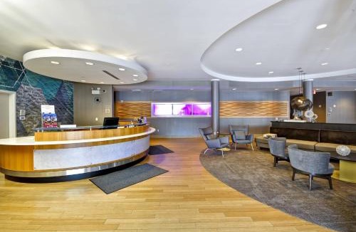 Tallahassee Hotel | SpringHill Suites Tallahassee Central